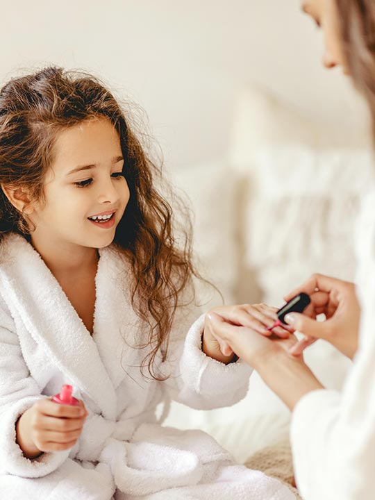 Oasis_Nails_Spa-78702-kids